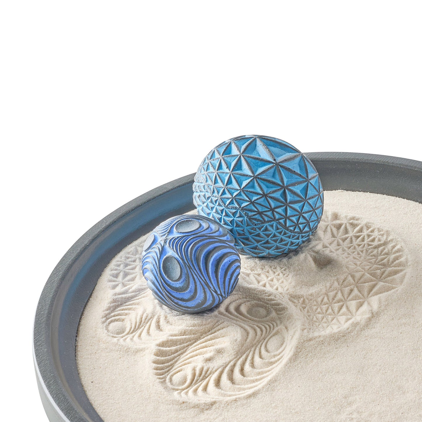 Sharp Satisfaction | 9" Mini Wonderscape