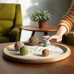 Hands-on tabletop pattern play