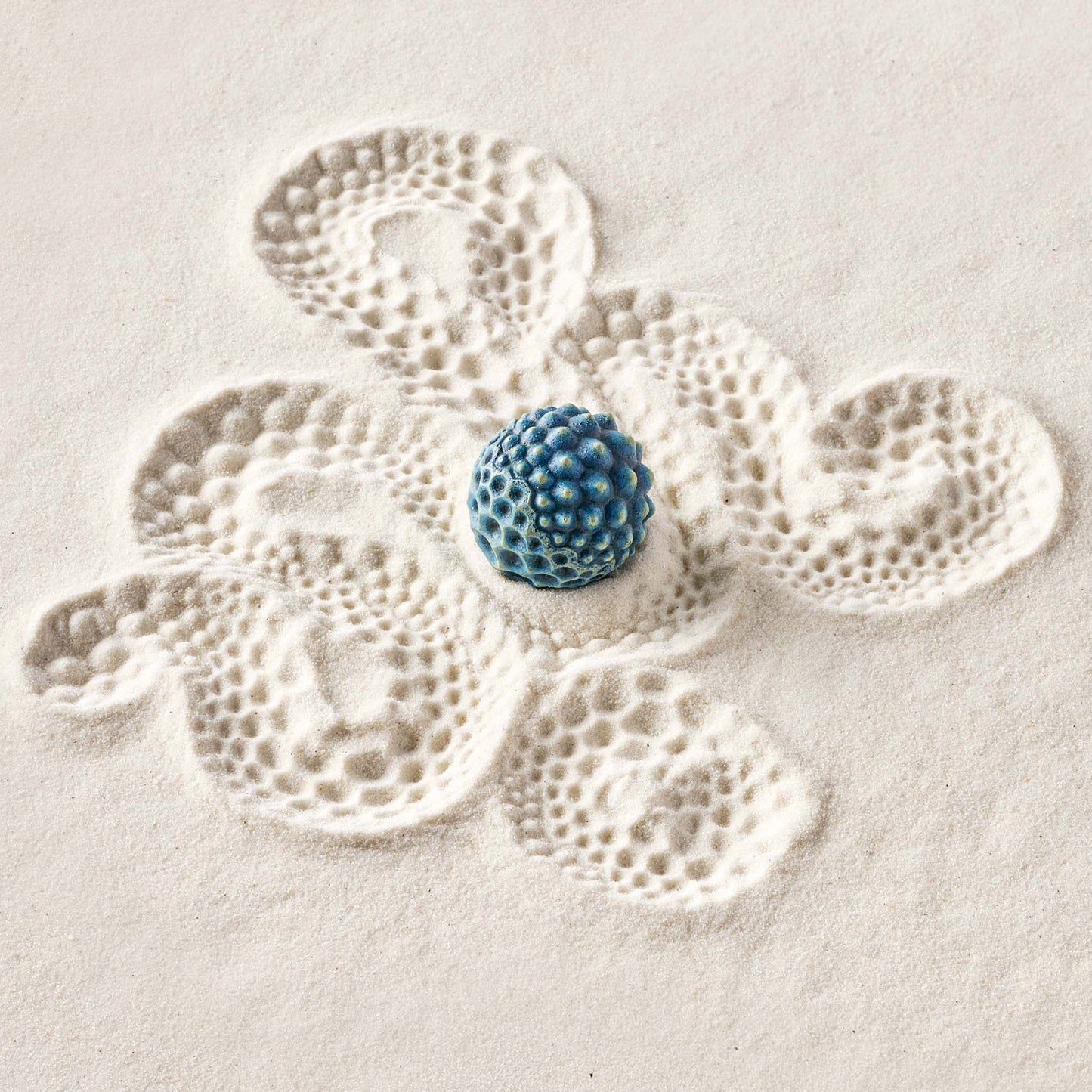 Spikes | Sand Sphere
