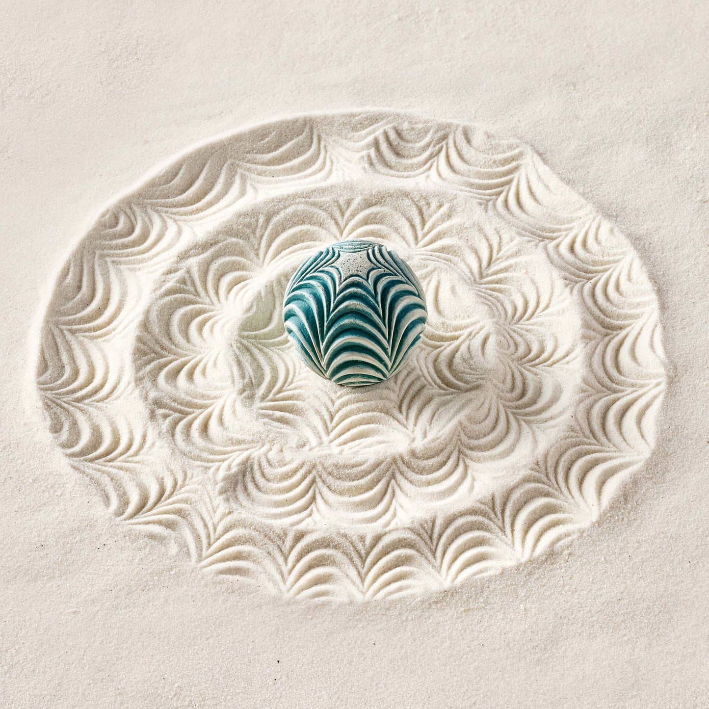 Wiggle | Sand Sphere