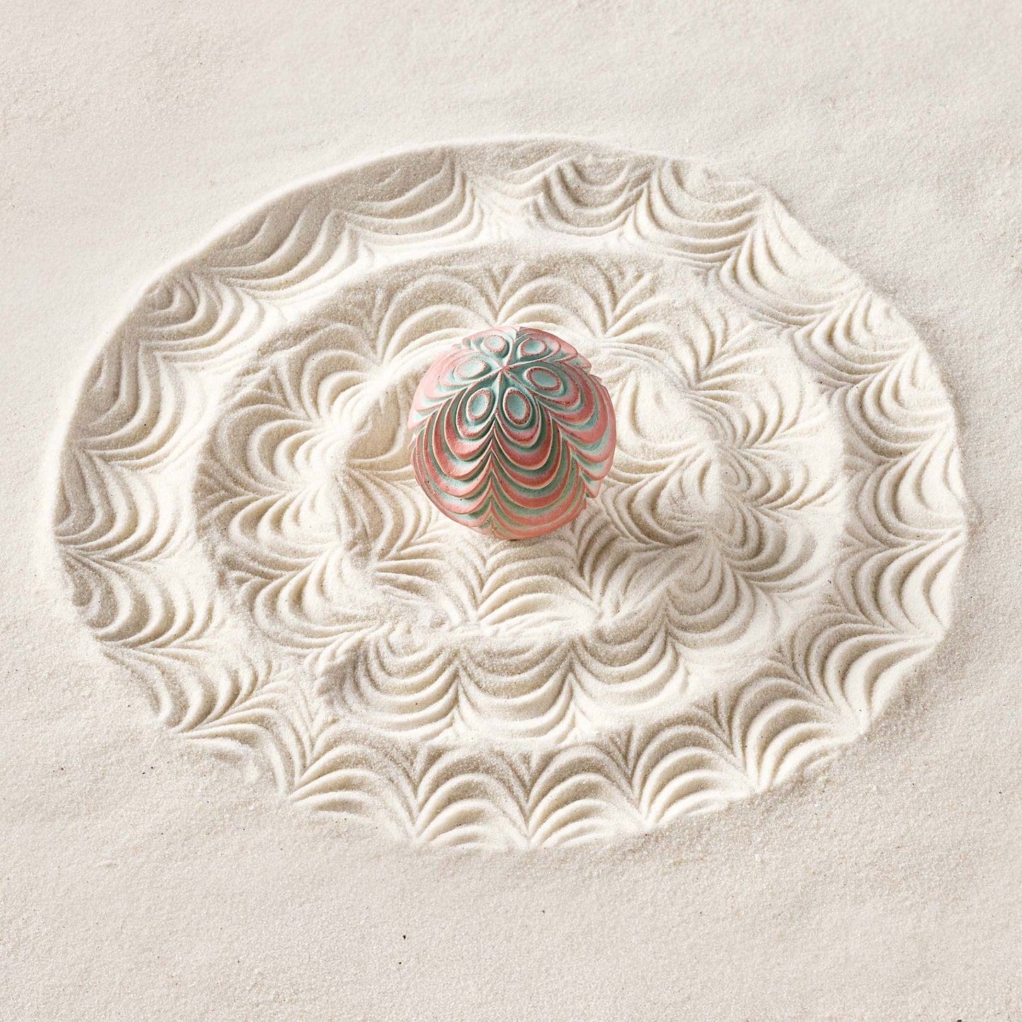 Wiggle | Sand Sphere