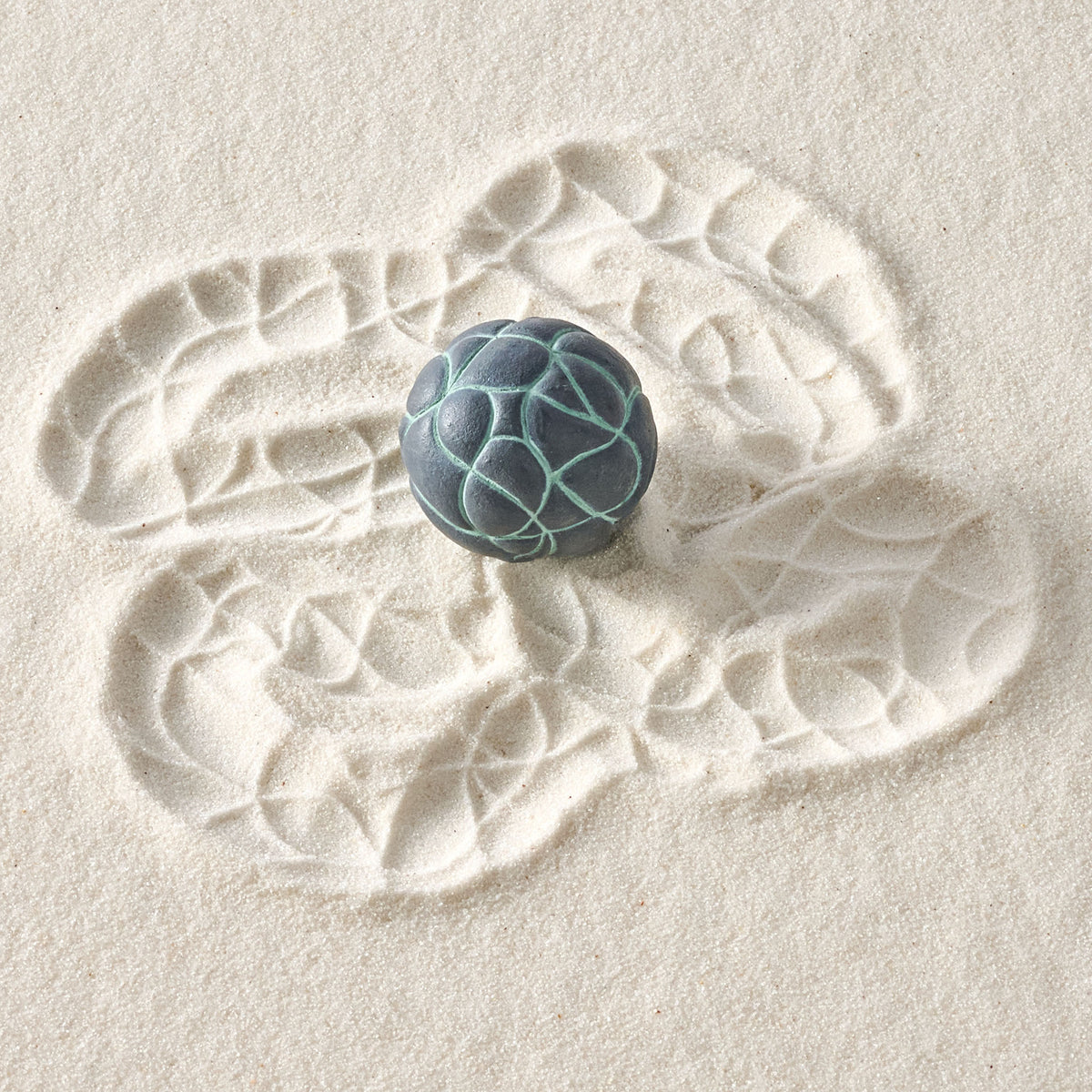 Glimmer | Sand Sphere – Olander Earthworks