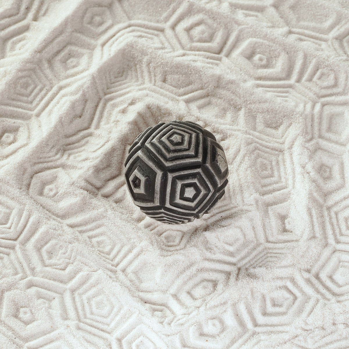 Sand Sphere | Penta | Small