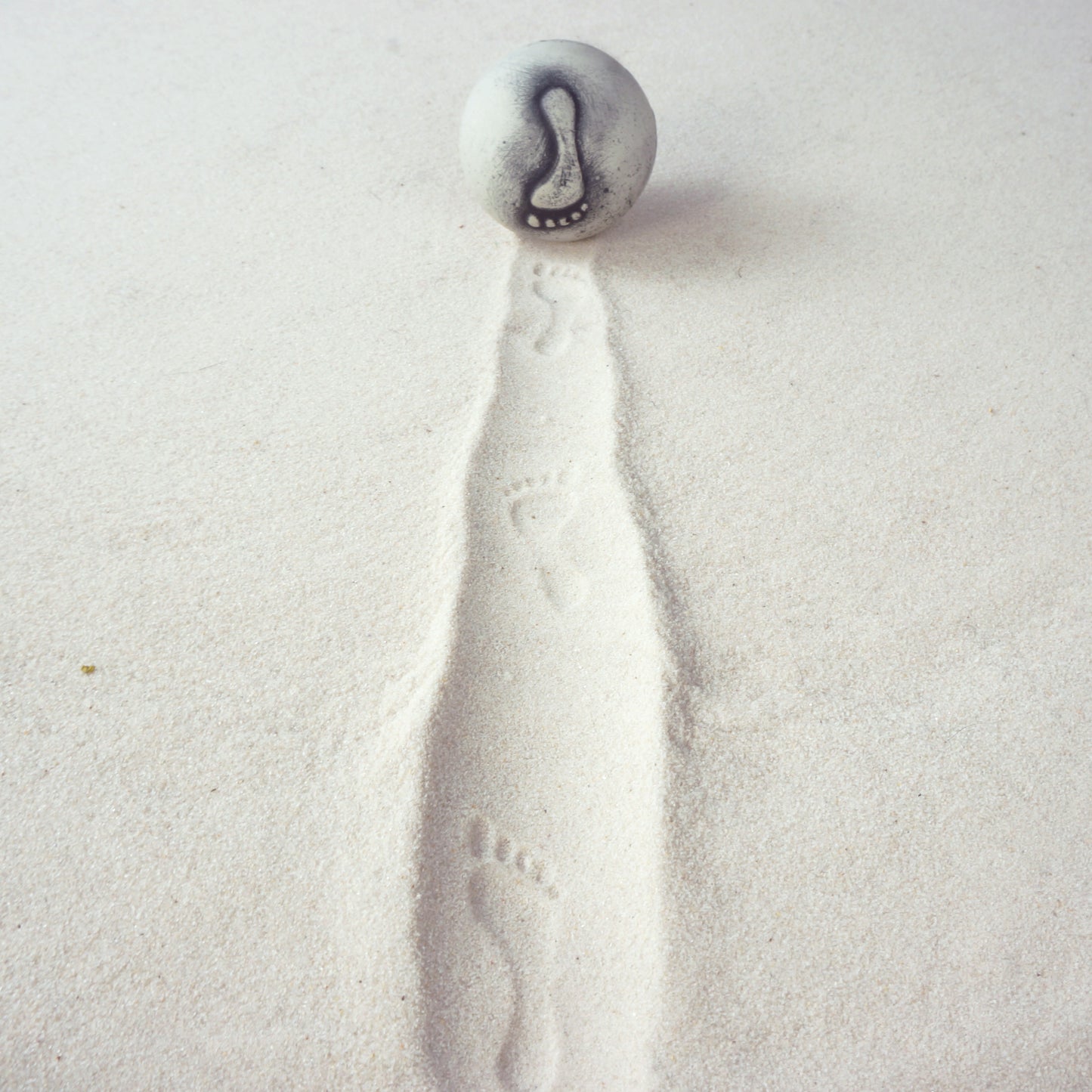 Sand Sphere | Footprints | Small
